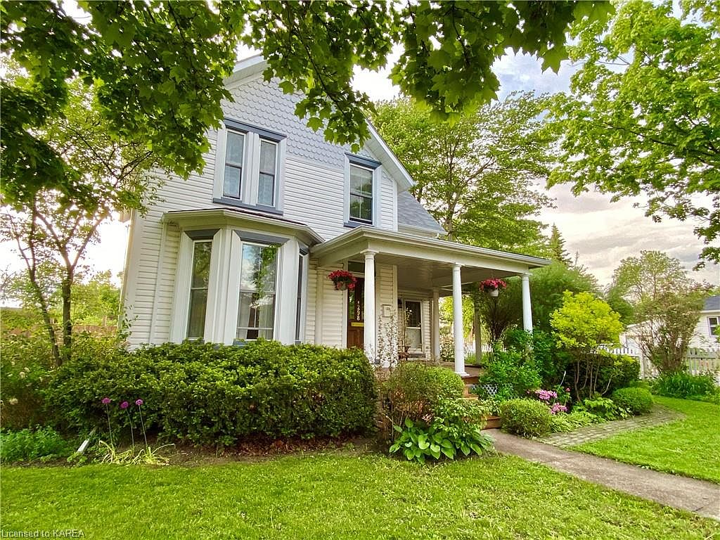 298 Garden St, Gananoque, ON K7G 1J2 MLS 40507438 Zillow