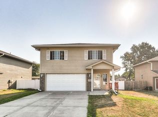 2335 Avenue M Way, Council Bluffs, IA 51501