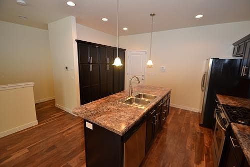 5th image of 4502 W Milford Dr