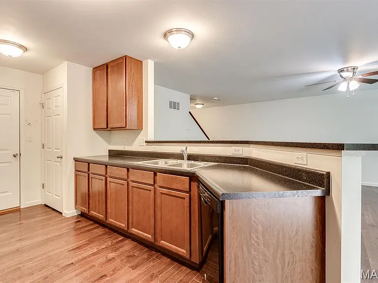 646 Fair Bluff Dr — Photo 12