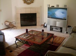 237 Zinnia Ln N, Plymouth, MN 55441