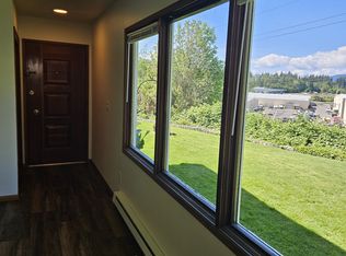 1005 Knox Ave APT 5, Bellingham, WA 98225