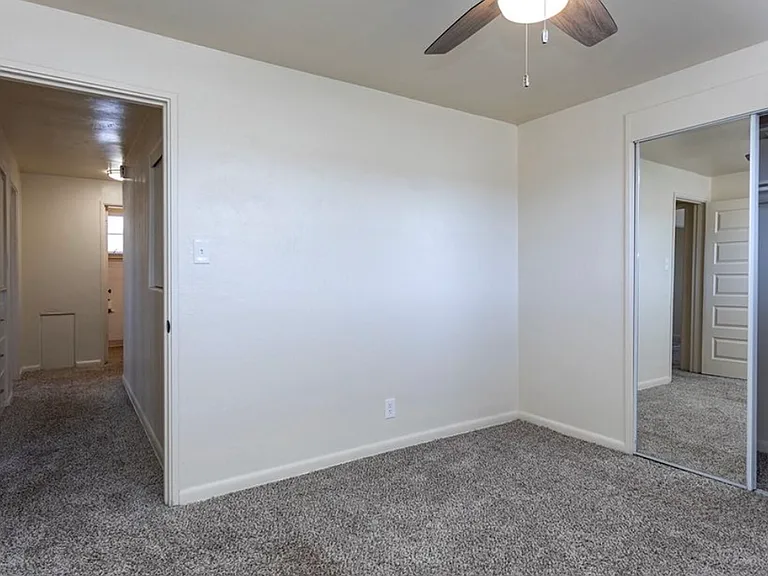 7420 W 10th Ave — Photo 11
