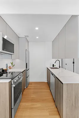 Rented by REAL New York | media 14