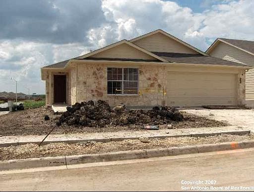 1st image of 237 CLYDESDALE CIR