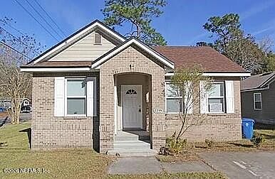 1st image of 2239 W 45TH Street