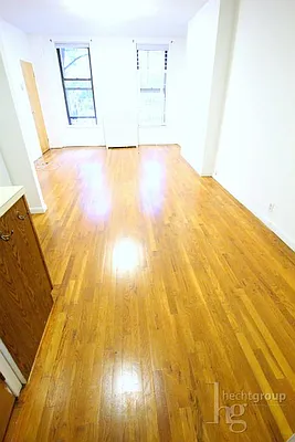 Rented by Hecht Group | media 26