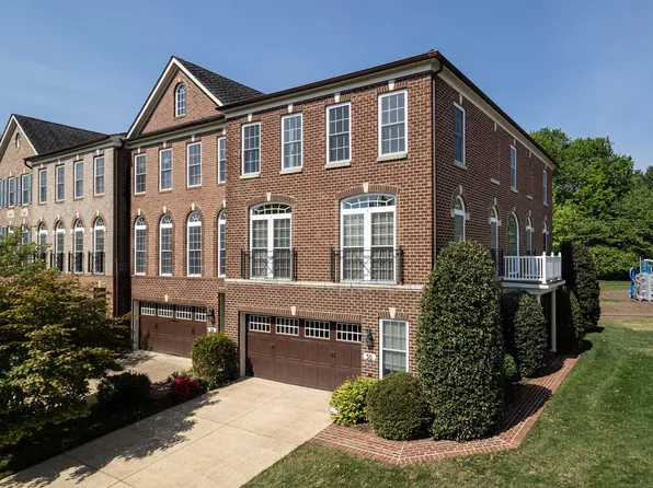 30 Sharpstead Ln, Gaithersburg, MD 20878