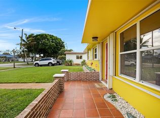 430 NW 76th Ave, Pembroke Pines, FL 33024