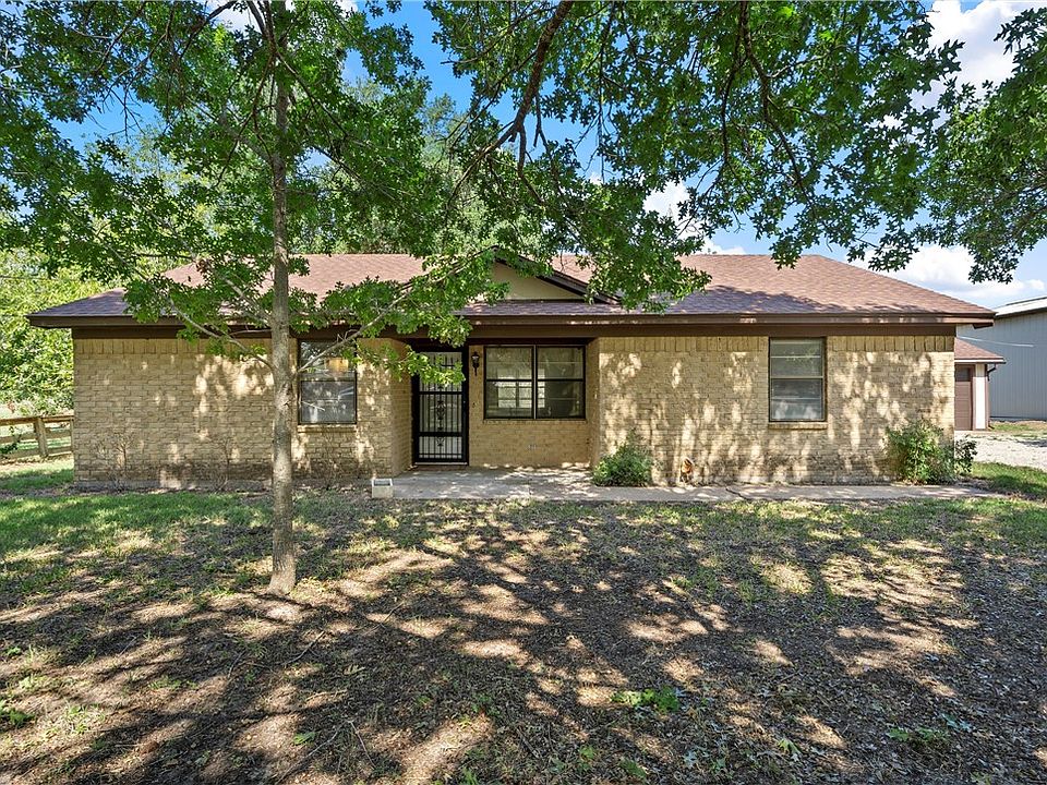 1st image of 1126 Western Dr
