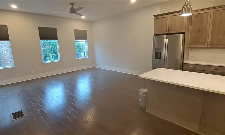 306 Fair St — Photo 10