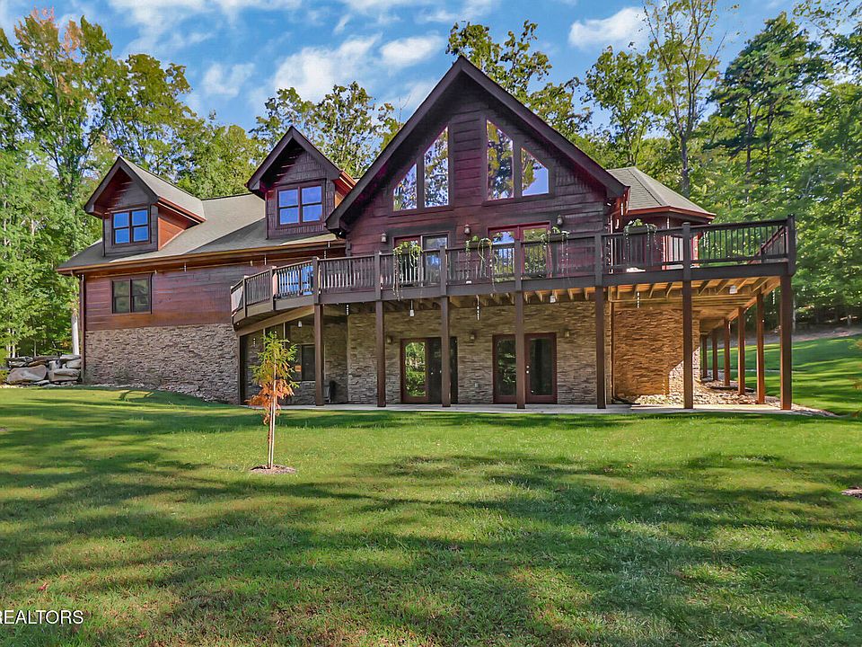 1st image of 100 Eagle Ridge Rd