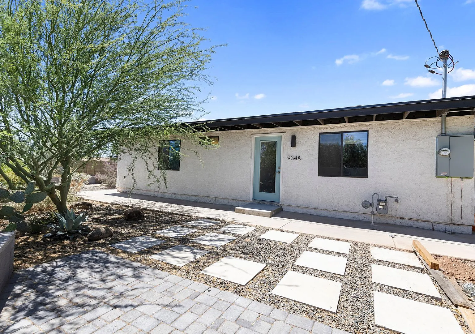 Remodeled 1 bedroom 1 bath in Tempe! — Photo 2