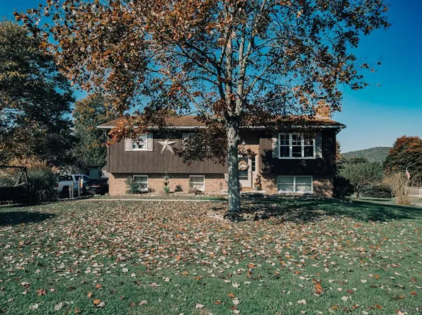 610 Barbara St, Seward, PA 15954