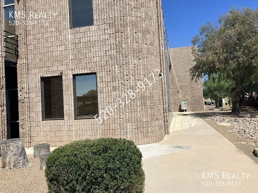 Office Space For Rent Owner/Agent — Photo 2