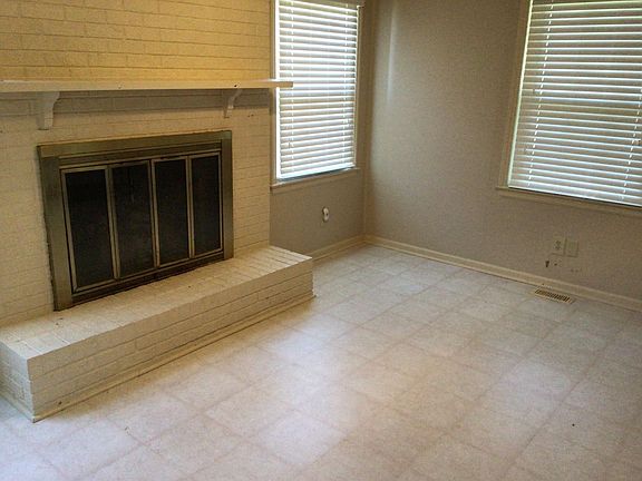 4th image of 13908 Possum Track Rd