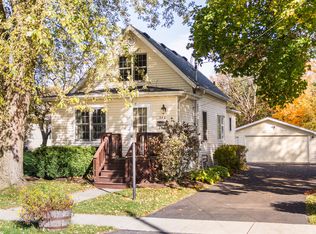 340 Pleasant St, Sycamore, IL 60178