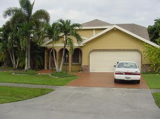 832 SW 159th Ter, Sunrise, FL 33326