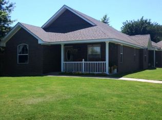 2070 S Washington St, Siloam Springs, AR 72761