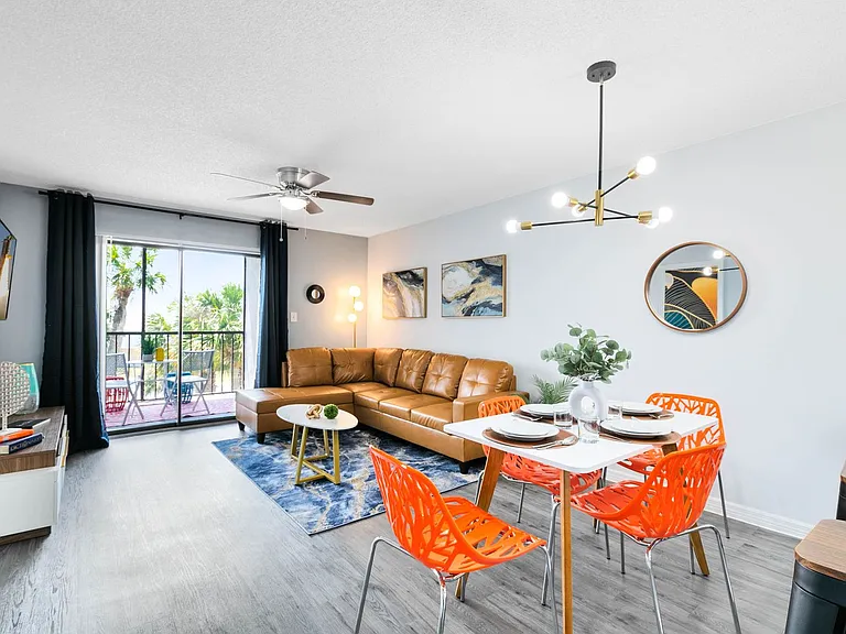 Oasis - 3165 South St. — Photo 77