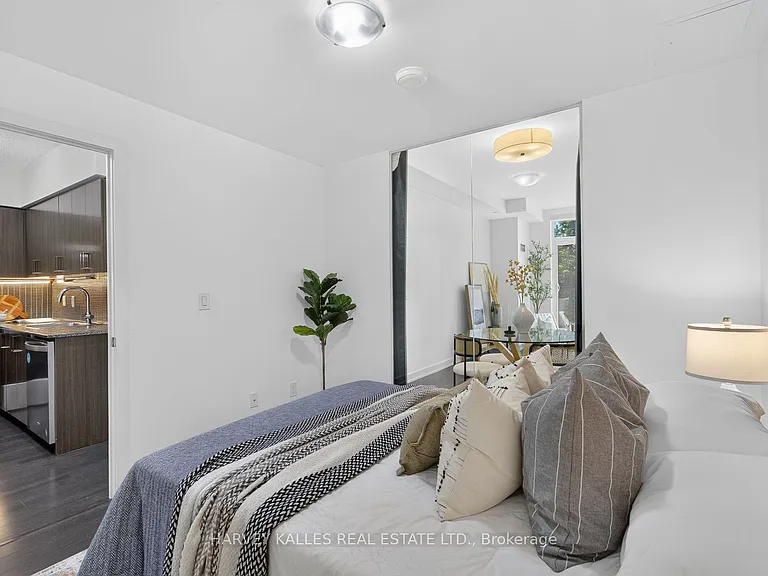 1603 Eglinton Ave W #214 — Photo 16