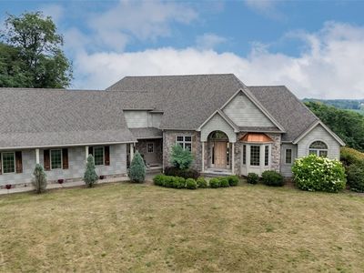 9102 Stover Ave NW, North Canton, OH, 44720