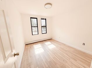 282 Driggs Ave #2B, Brooklyn, NY 11222