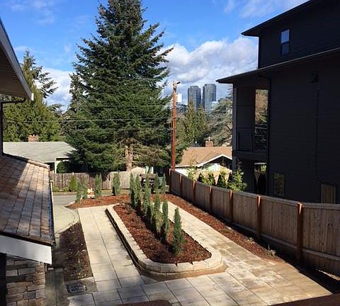 4th image of 10111 SE 8th St