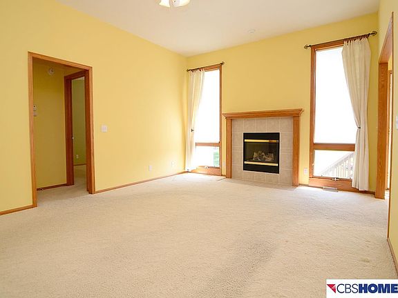 5th image of 5114 Lakecrest Cres