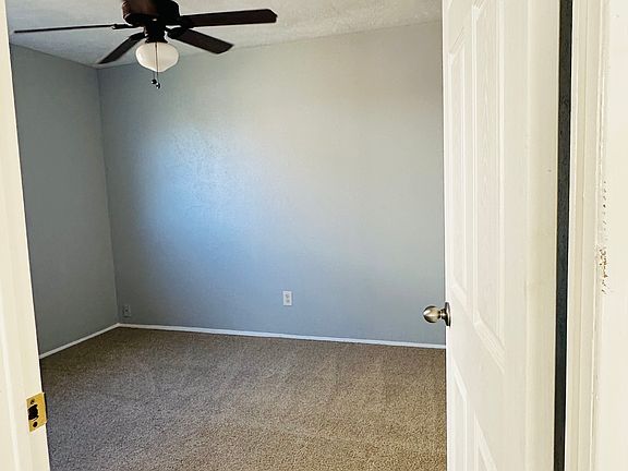 5th image of 3461 Livingston Ln