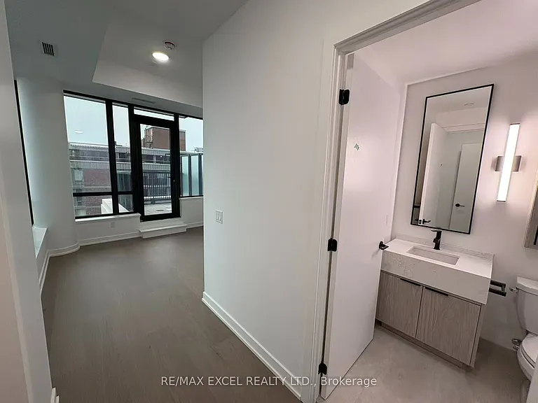 89 Montclair Ave #817 — Photo 2