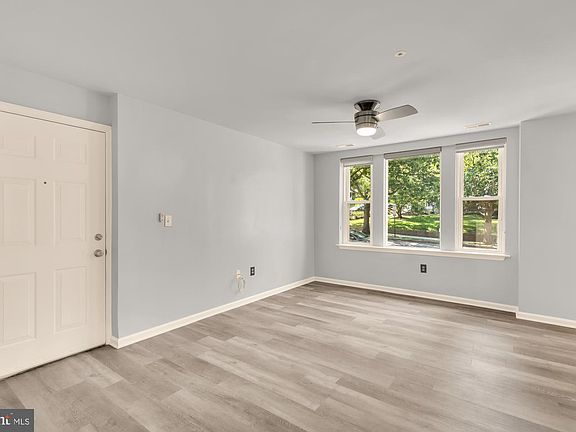 5th image of 1218 Perry St NE APT 101