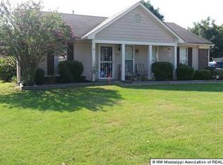 4171 Highgate Dr, Horn Lake, MS 38637