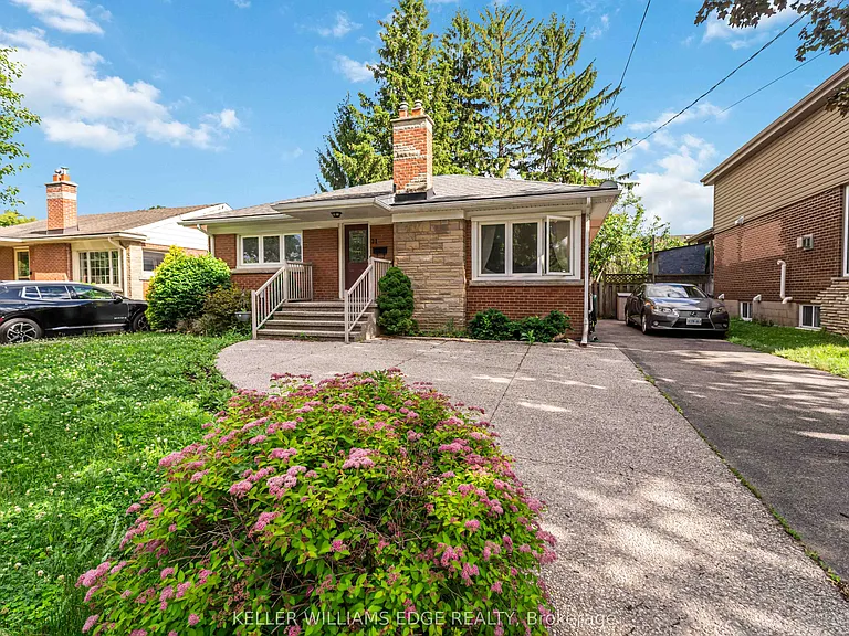 21 Sheridan Ln — Photo 3