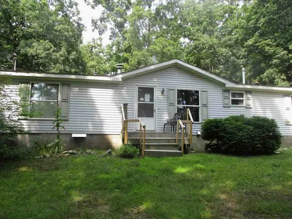 3373 132nd Ave, Hopkins, MI 49328
