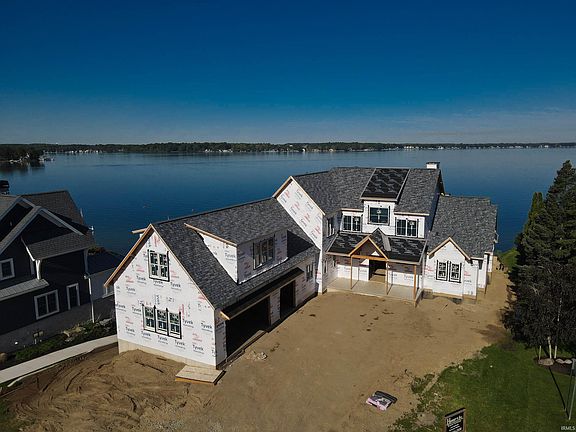 2nd image of 10985 N Crows Nest Dr