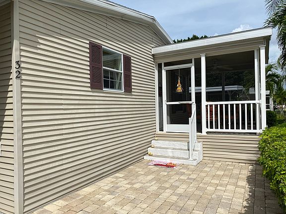 5th image of 32 Galente Ct
