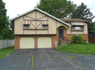 606 Pardeesville Rd, Hazle Township, PA 18202