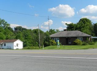 3682 Us Highway 422, New Castle, PA 16101