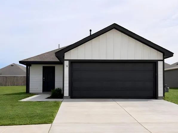 1807 Redbud Way, El Reno, OK 73036