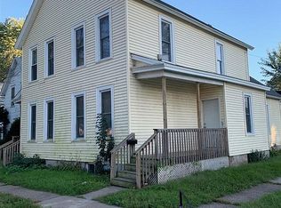 1627 W 8th St, Davenport, IA 52802