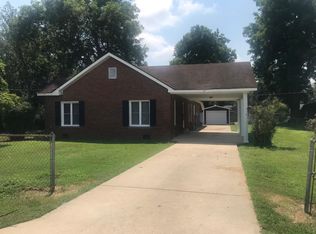 127 1st St, Manila, AR 72442
