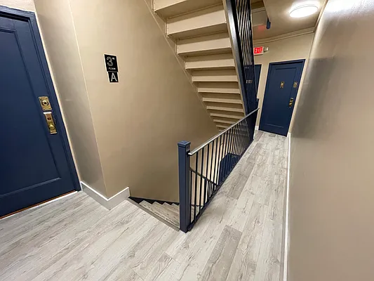 Rented by Padspin To The People | media 28