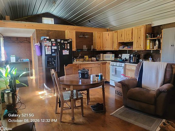 5th image of 2785 County Highway P27