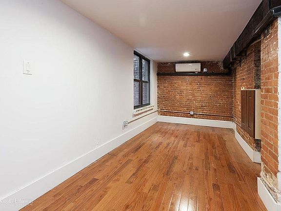 4th image of 81 Murray St APT 1