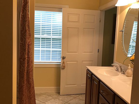 5th image of 308 Larboard Dr