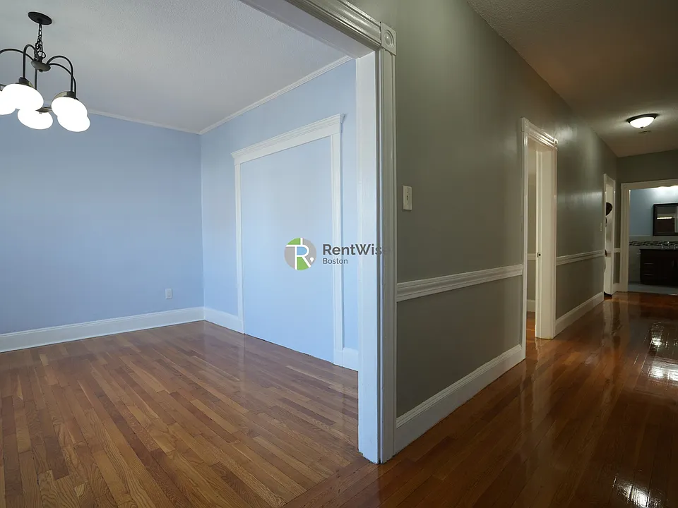 129 Draper St #1