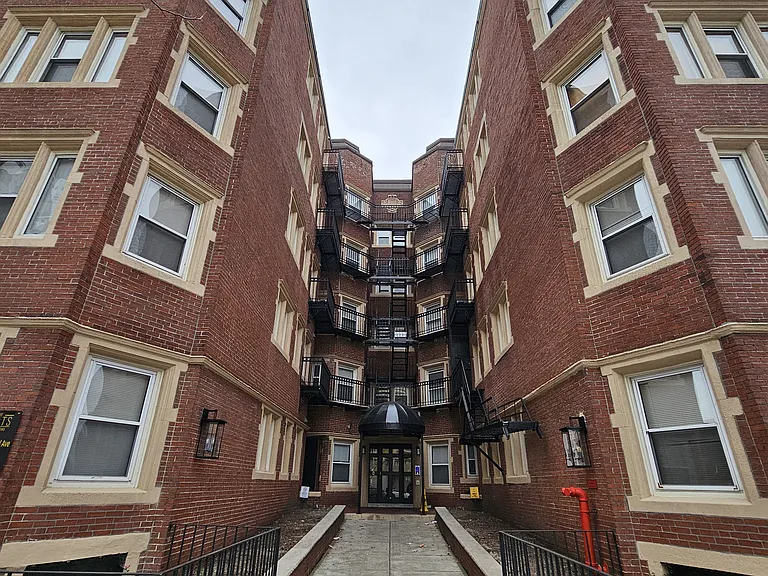 10 Westland Ave #3 — Photo 10