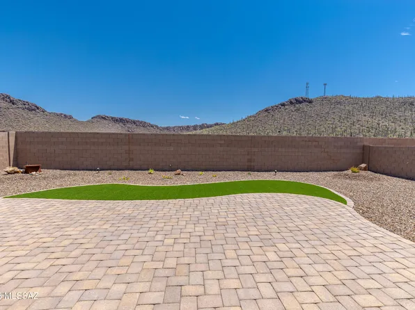 10328 N Desert Tea Dr, Marana, AZ 85653