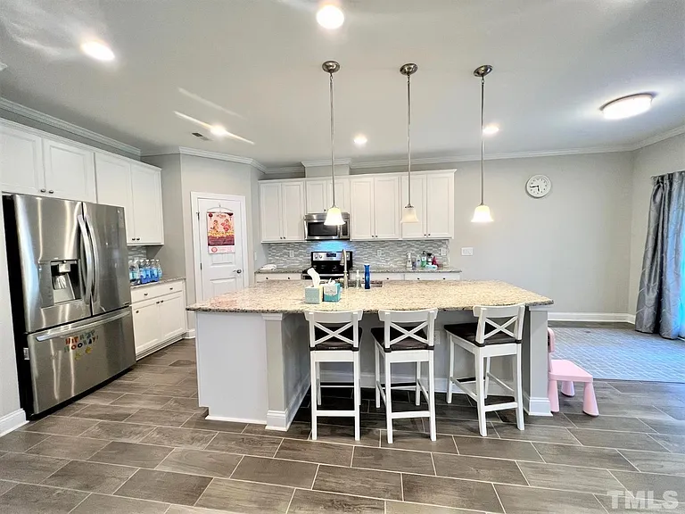 416 Daylin Dr — Photo 11